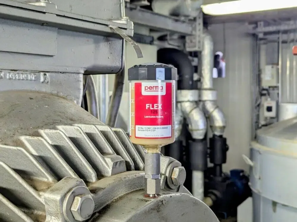 BECHEM Lubricator en una máquina